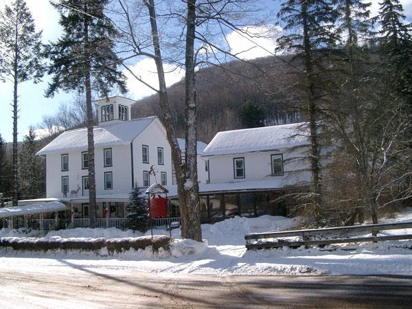 Colonial Inn Pine Hill Extérieur photo