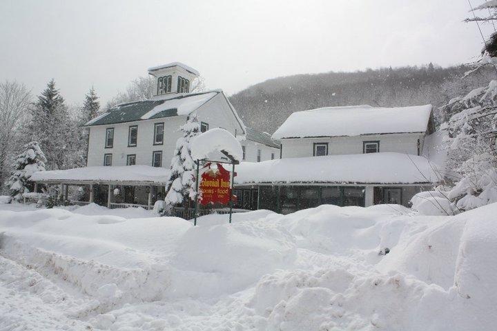 Colonial Inn Pine Hill Extérieur photo